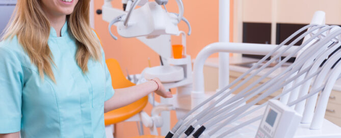 Fall Photo-Ready Smiles: Quick Cosmetic Dental Fixes