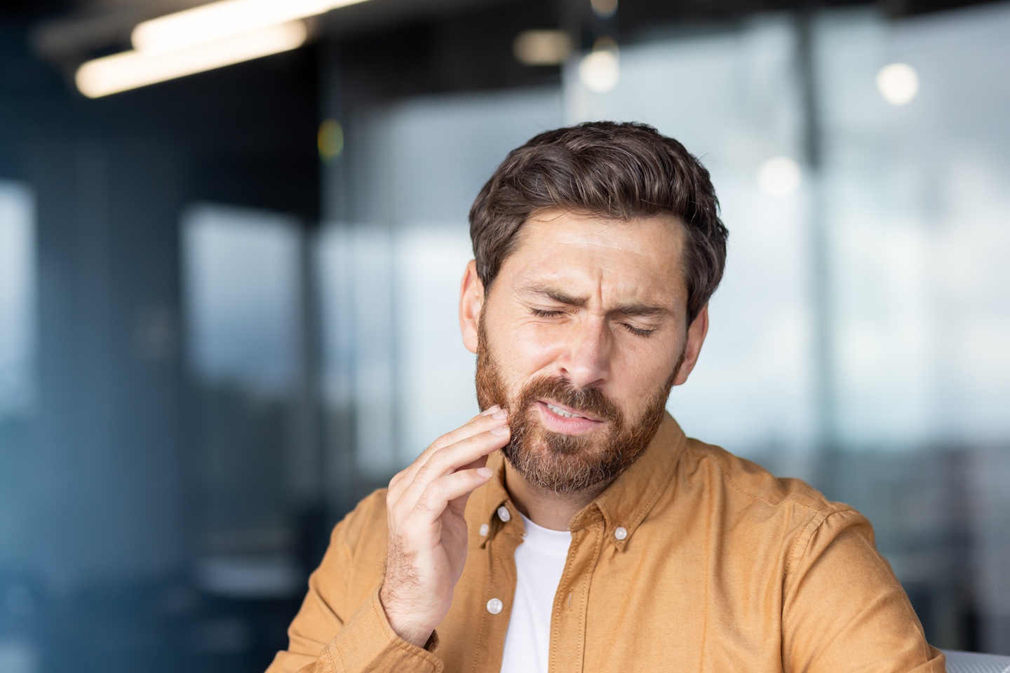 Managing Tooth Pain Until Your Dental Visit