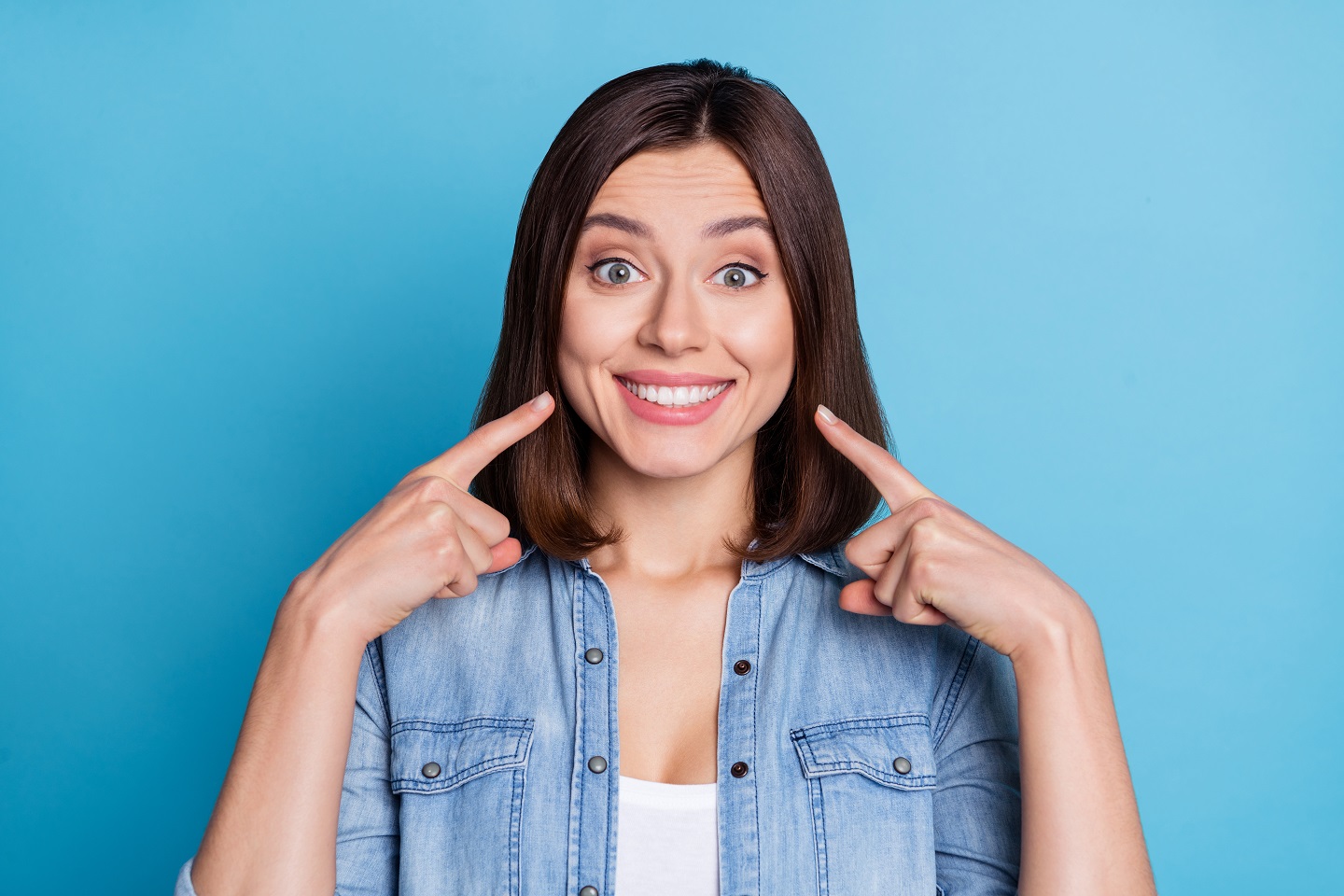 Professional Teeth Whitening Cost Guide 2024